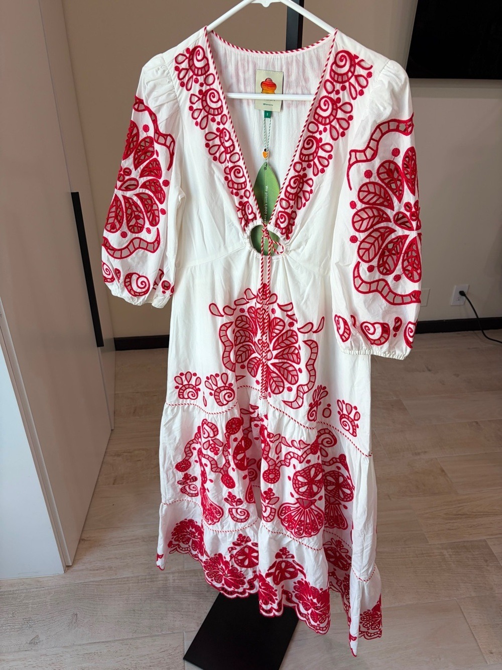 Farm Rio White Richelieu V Neck Maxi Dress - Picture 7 of 11